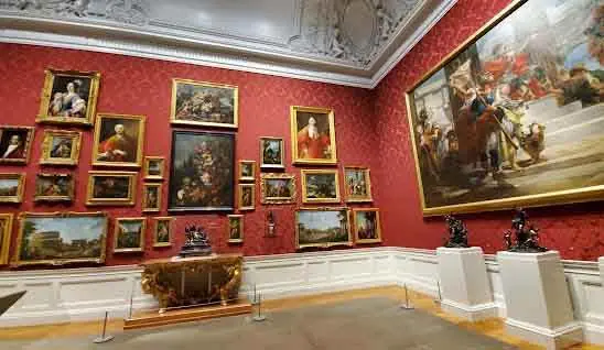 The Walters Art Museum Baltimore MD. luxury car rental in Washington, Maryland, Virginia. exotic cars, security services, helicopter charter, Private security, personal chauffeur, luxury car rental, helicopter charter exotic car rental maryland