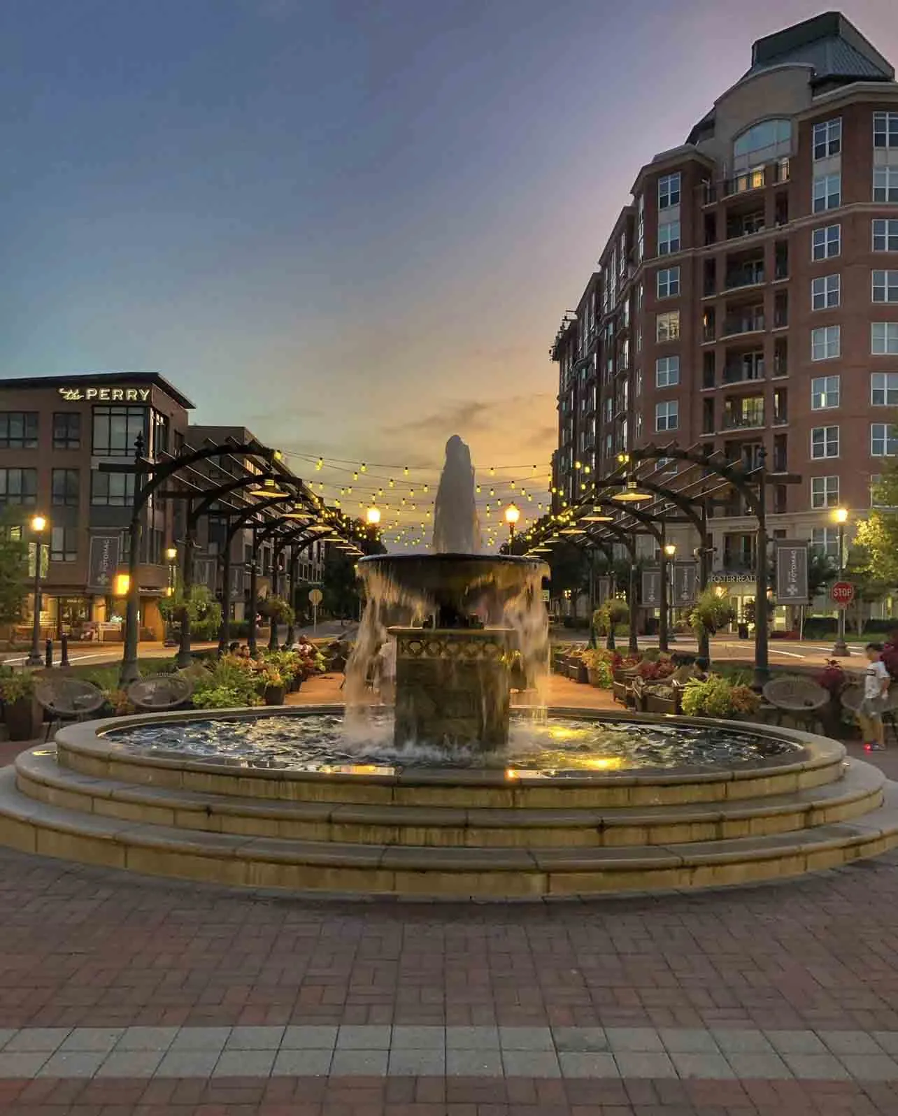 North Potomac, MD Luxury Car Rental and Chauffeur Services