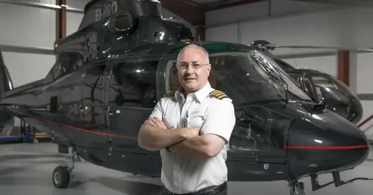 Expert Pilots For helicopter