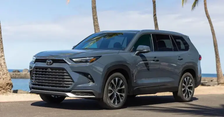 Toyota Highlander Hybrid 2024