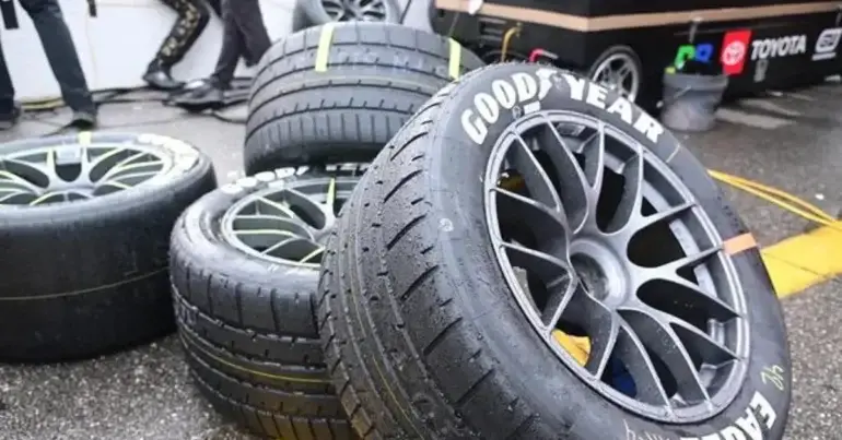 Wet Tires (Rain Tires)