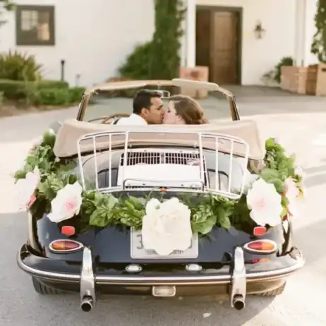 The Right Vehicle For Your Wedding Theme
