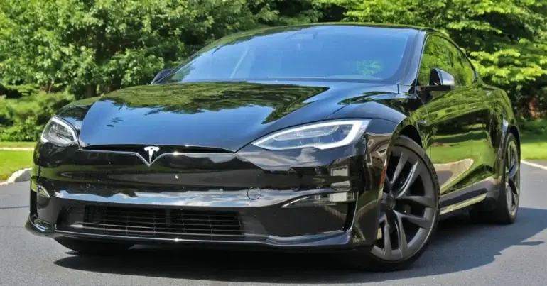 Tesla Model S Plaid
