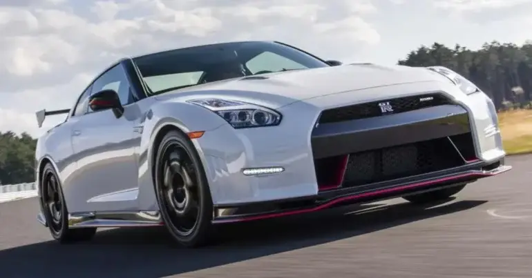 2014 Nissan GT-R Nismo