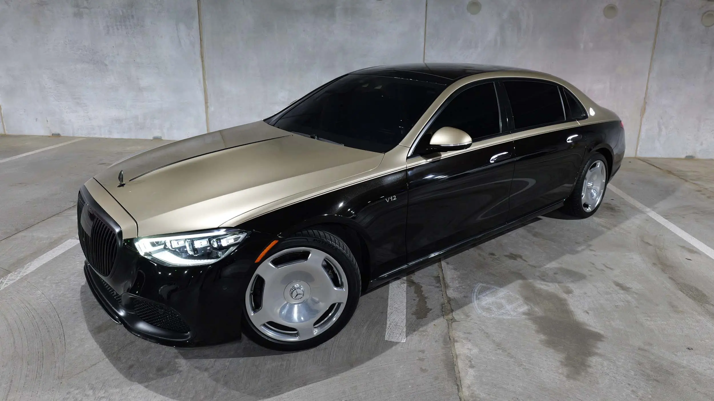 Maybach S680 Manufaktur Edition - Frond Side