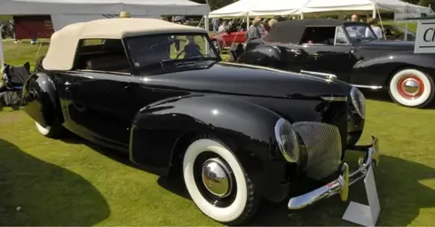 1939 Lincoln Zephyr Convertible Coupe