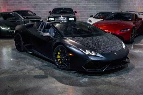Lamborghini Huracan Spyder - Black