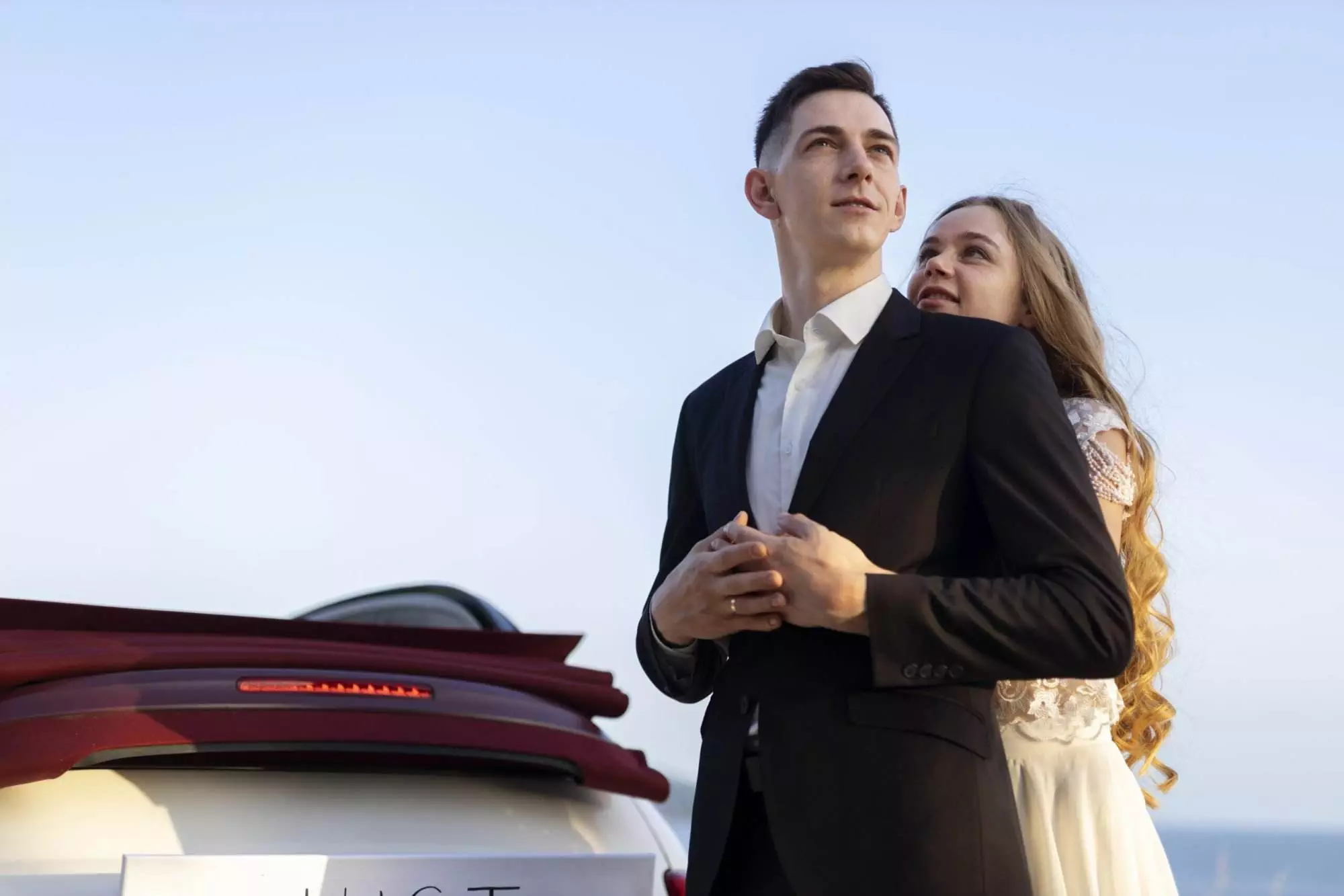 Prom Night Perfection: Decoding ‘How to Rent a Car’ for the Grand Entrance